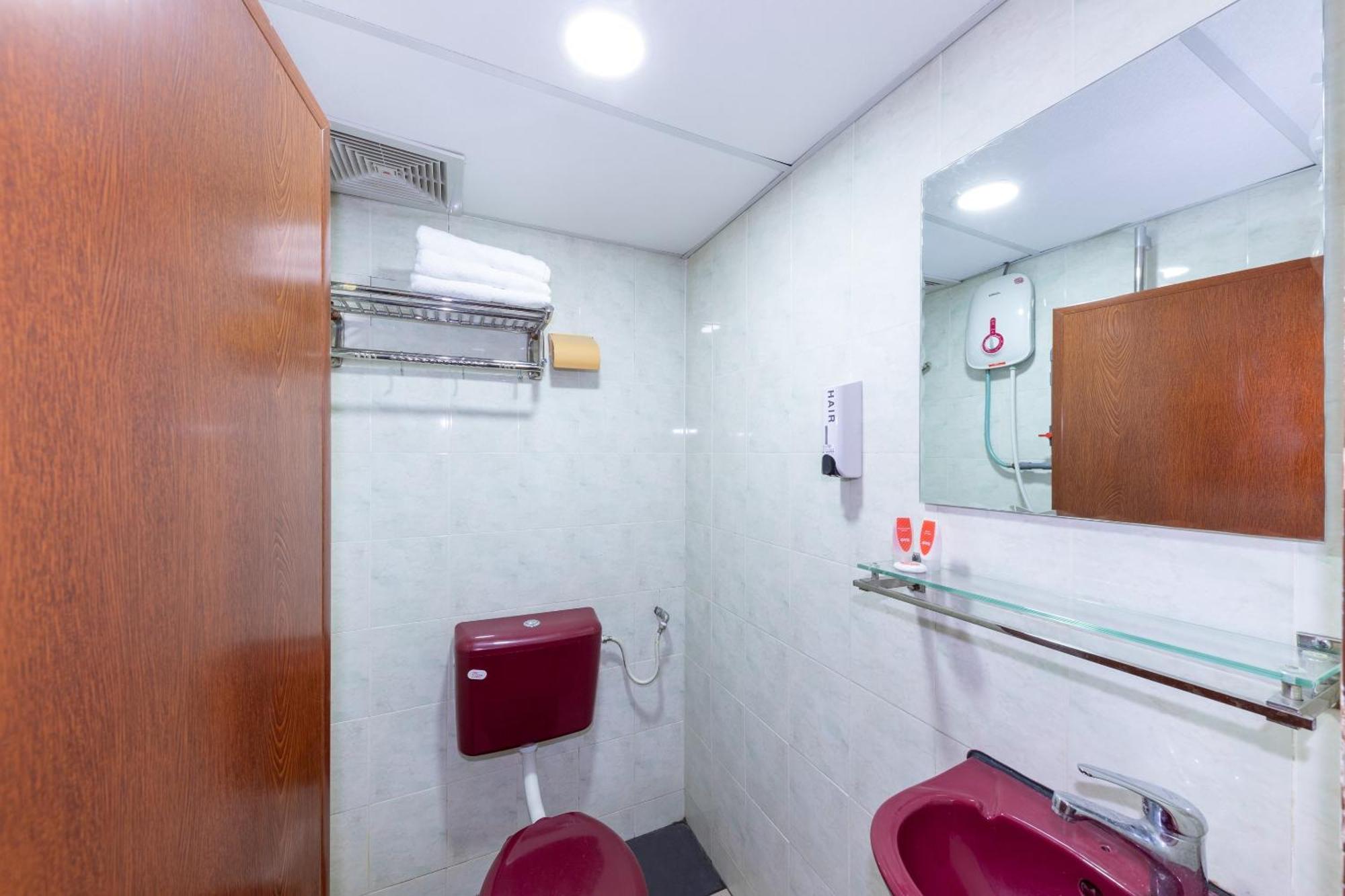 Super Oyo 432 My 7Days Inn Джохор-Бару Экстерьер фото
