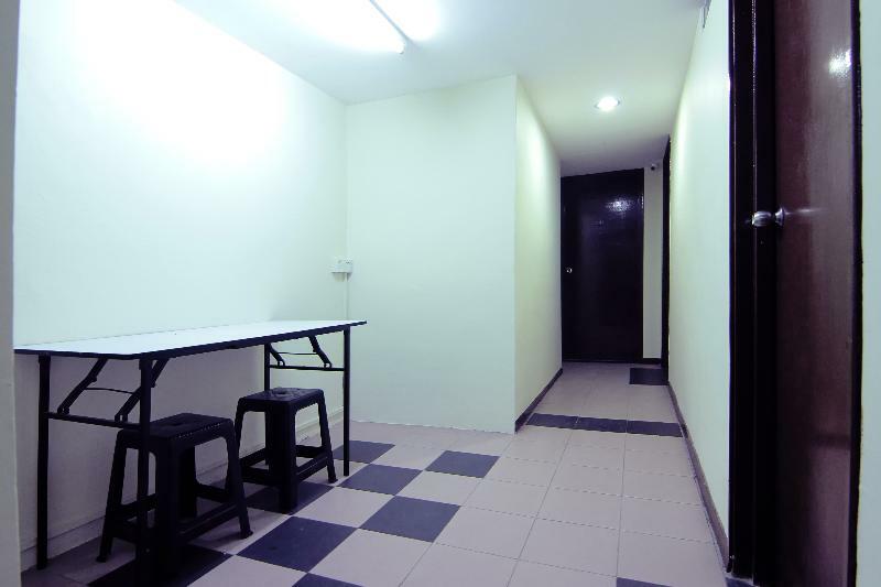 Super Oyo 432 My 7Days Inn Джохор-Бару Экстерьер фото