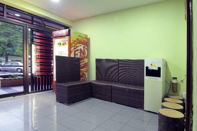 Super Oyo 432 My 7Days Inn Джохор-Бару Экстерьер фото