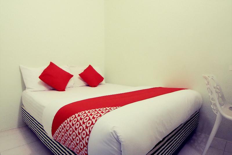 Super Oyo 432 My 7Days Inn Джохор-Бару Экстерьер фото